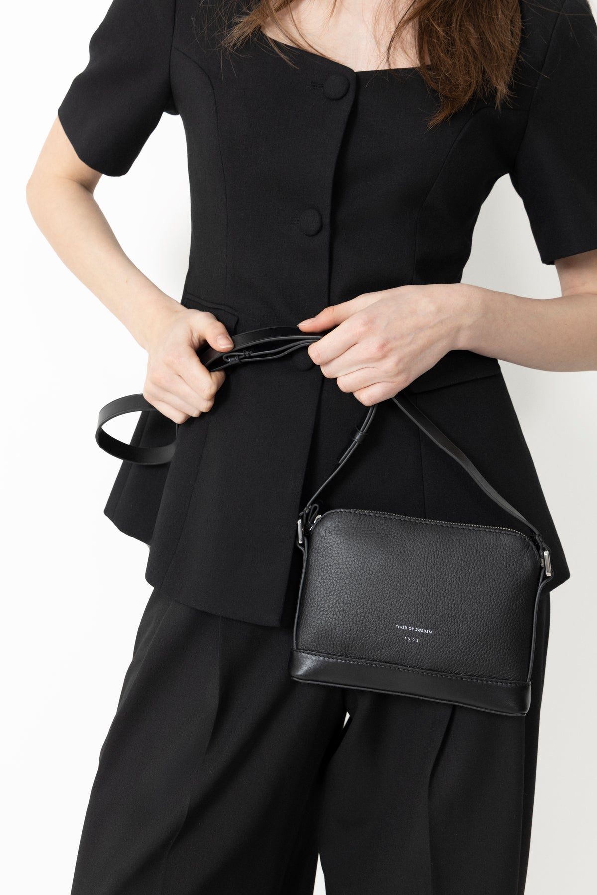 Diu - Black