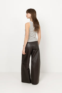 Nikkiapw Ts - Black Stripe