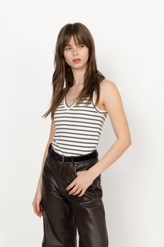 Nikkiapw Ts - Black Stripe