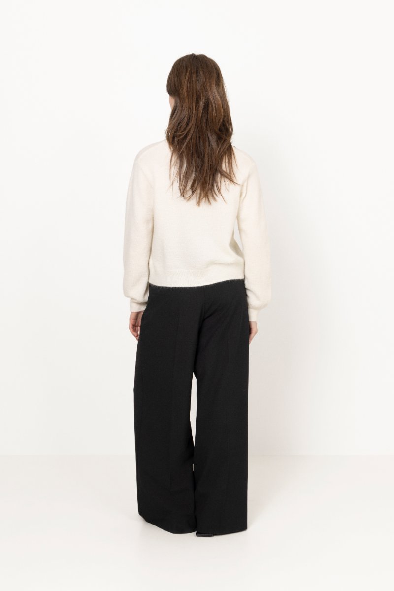Ninellpw Ca - Whisper White