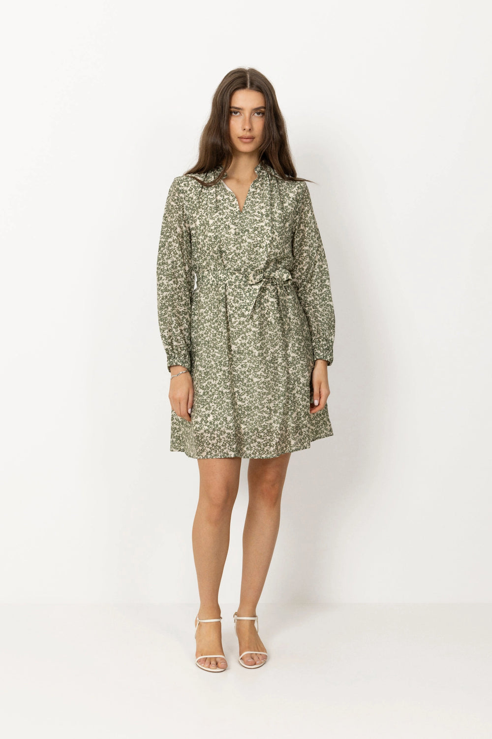 Seraphina V Dress Aop - Egret Flower