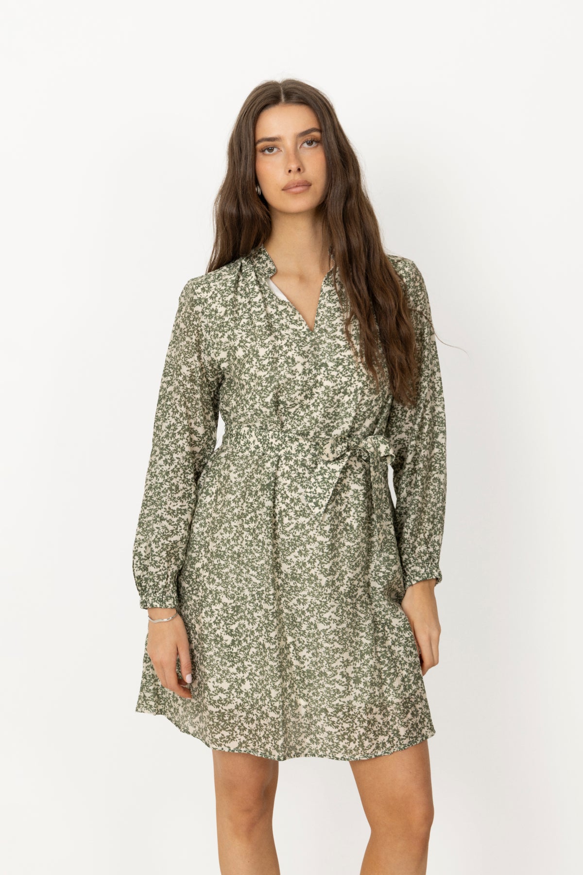 Seraphina V Dress Aop - Egret Flower
