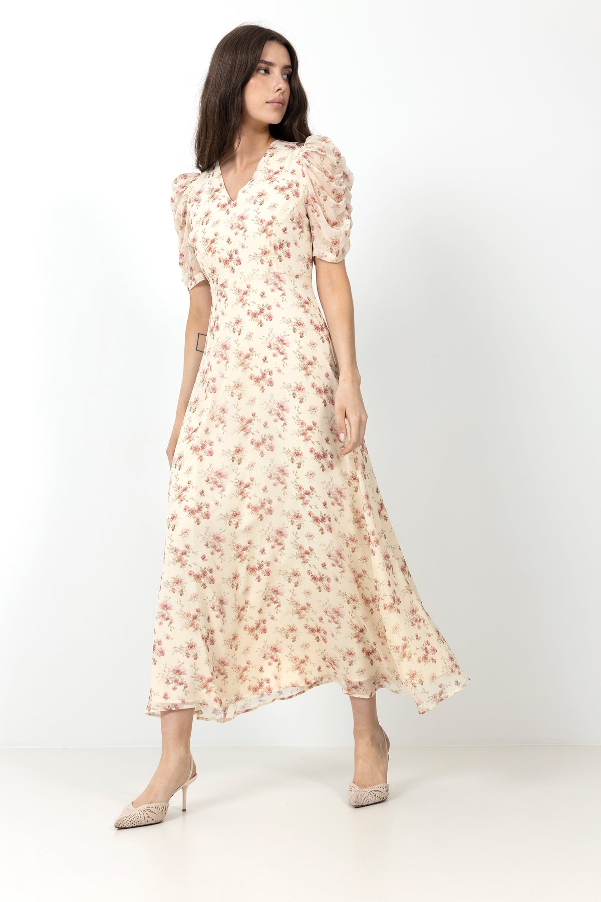 Vira Floral Dress - Creme