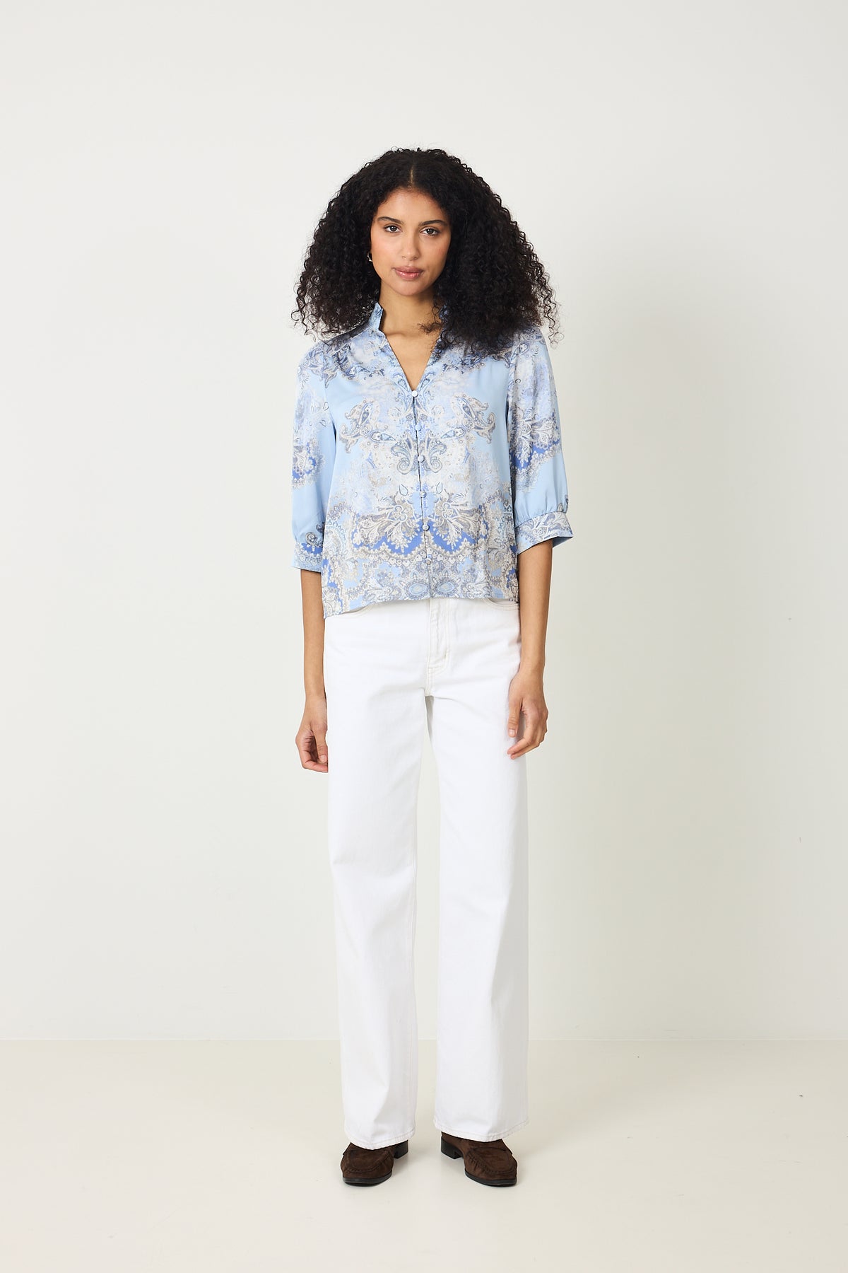 Roselle Artist Paisley Blouse - Light Blue
