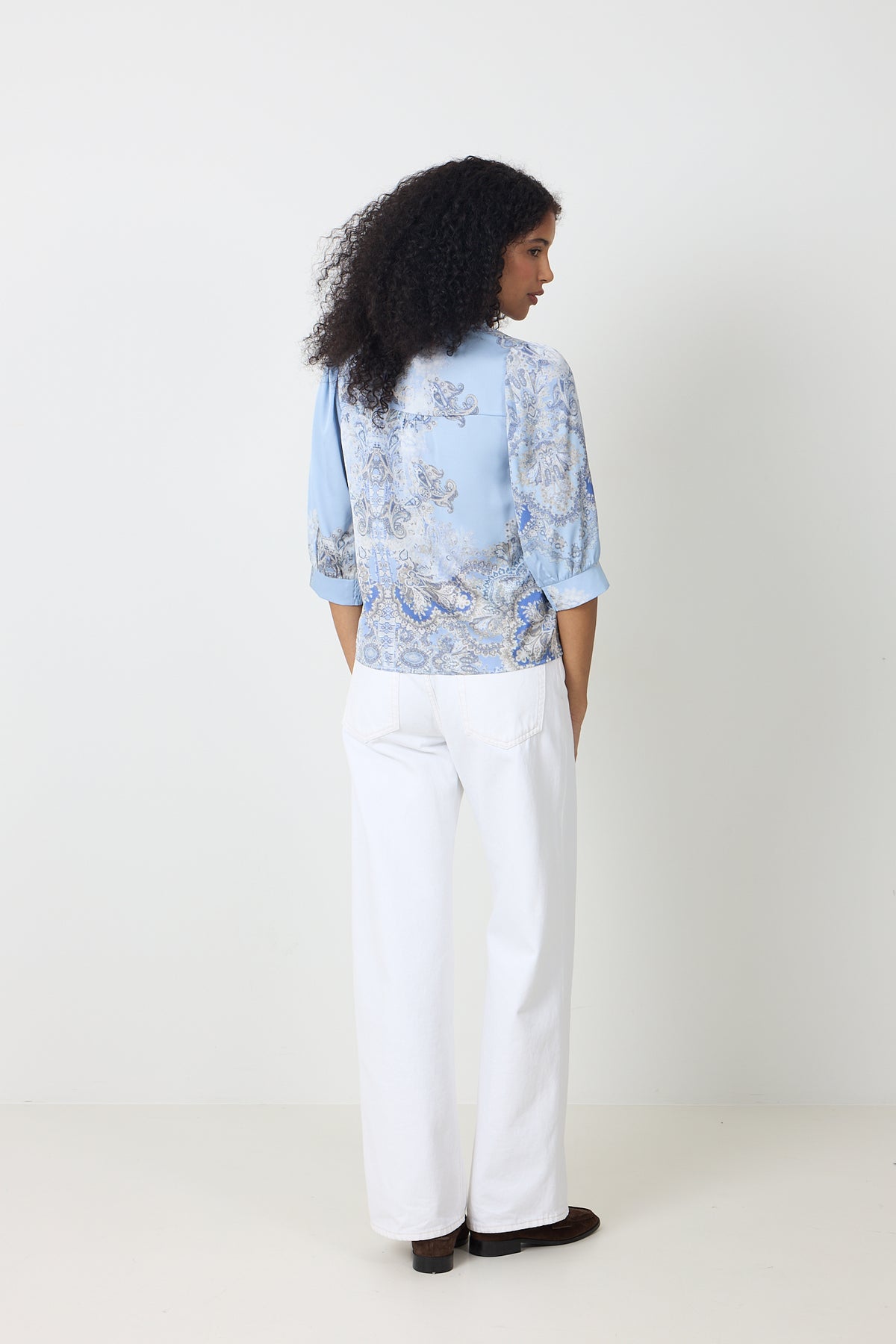 Roselle Artist Paisley Blouse - Light Blue