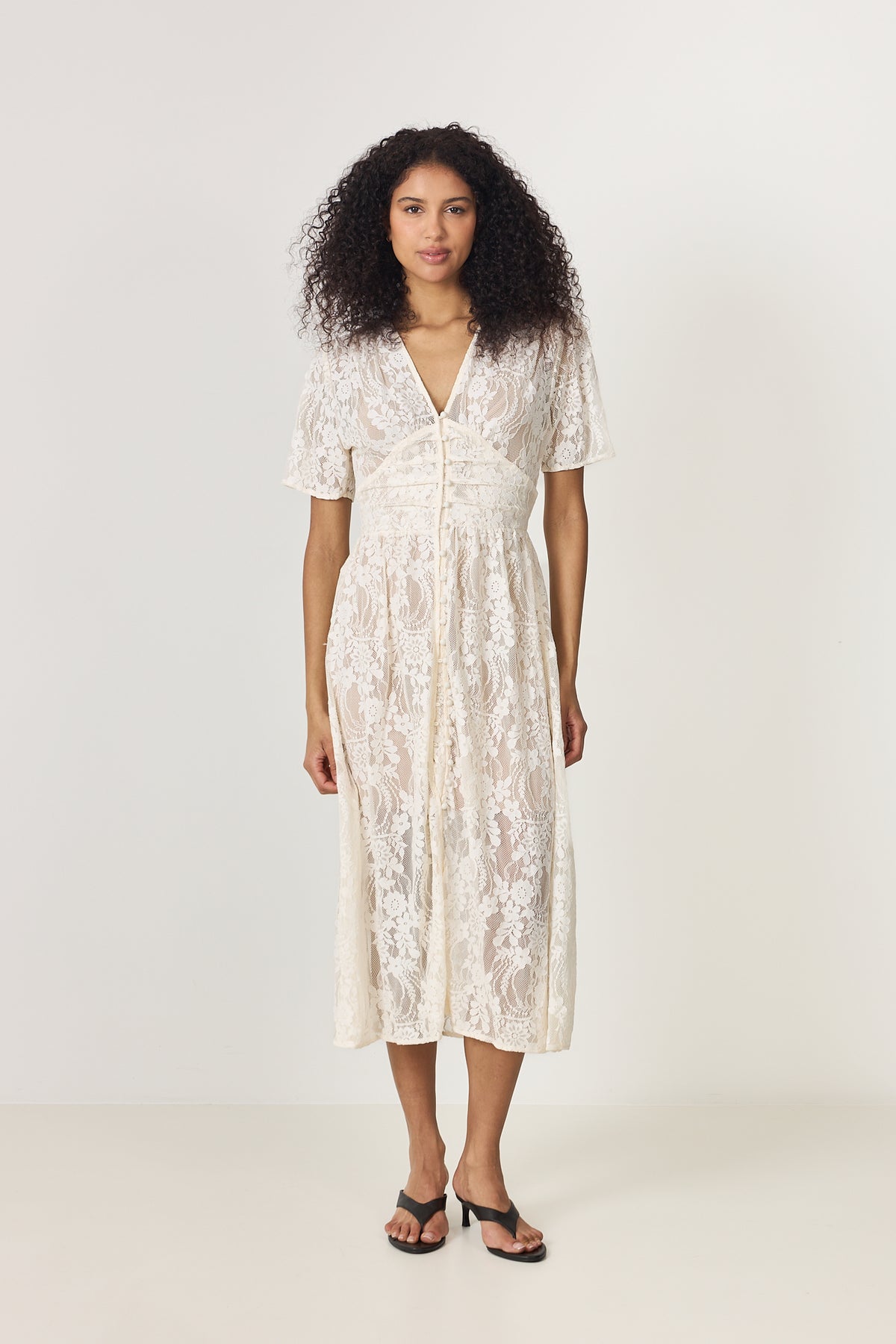 Adeliaic Long Dress - Off White Lace