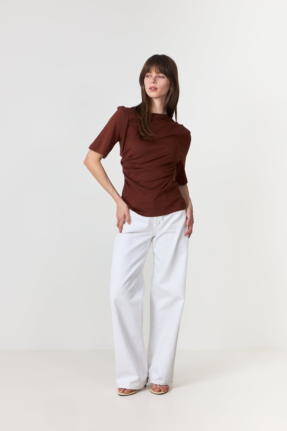 Woline Light Twist Tee - Cherry Mahogany