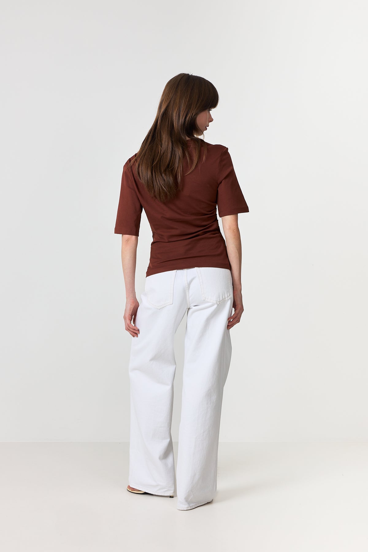Woline Light Twist Tee - Cherry Mahogany