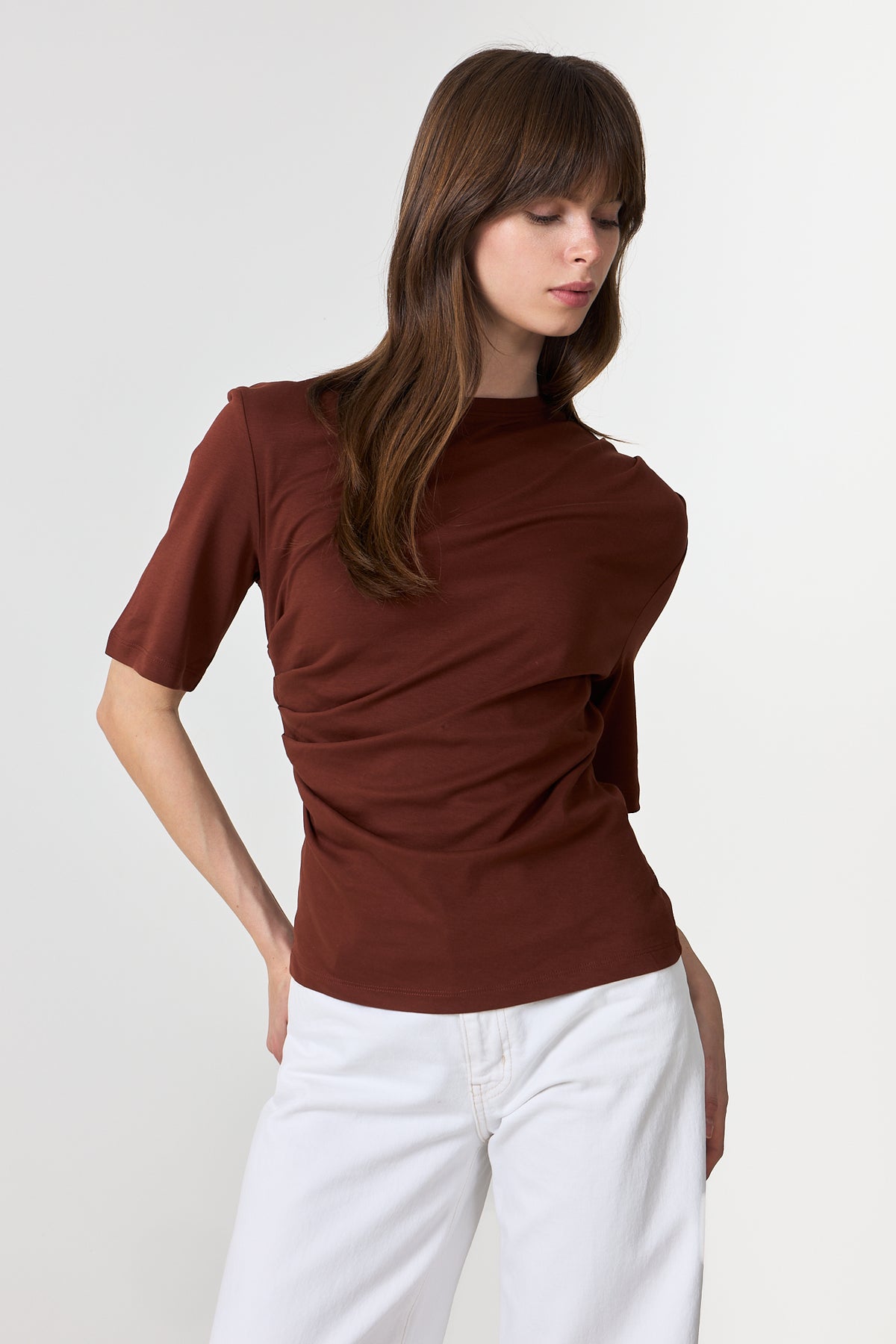 Woline Light Twist Tee - Cherry Mahogany