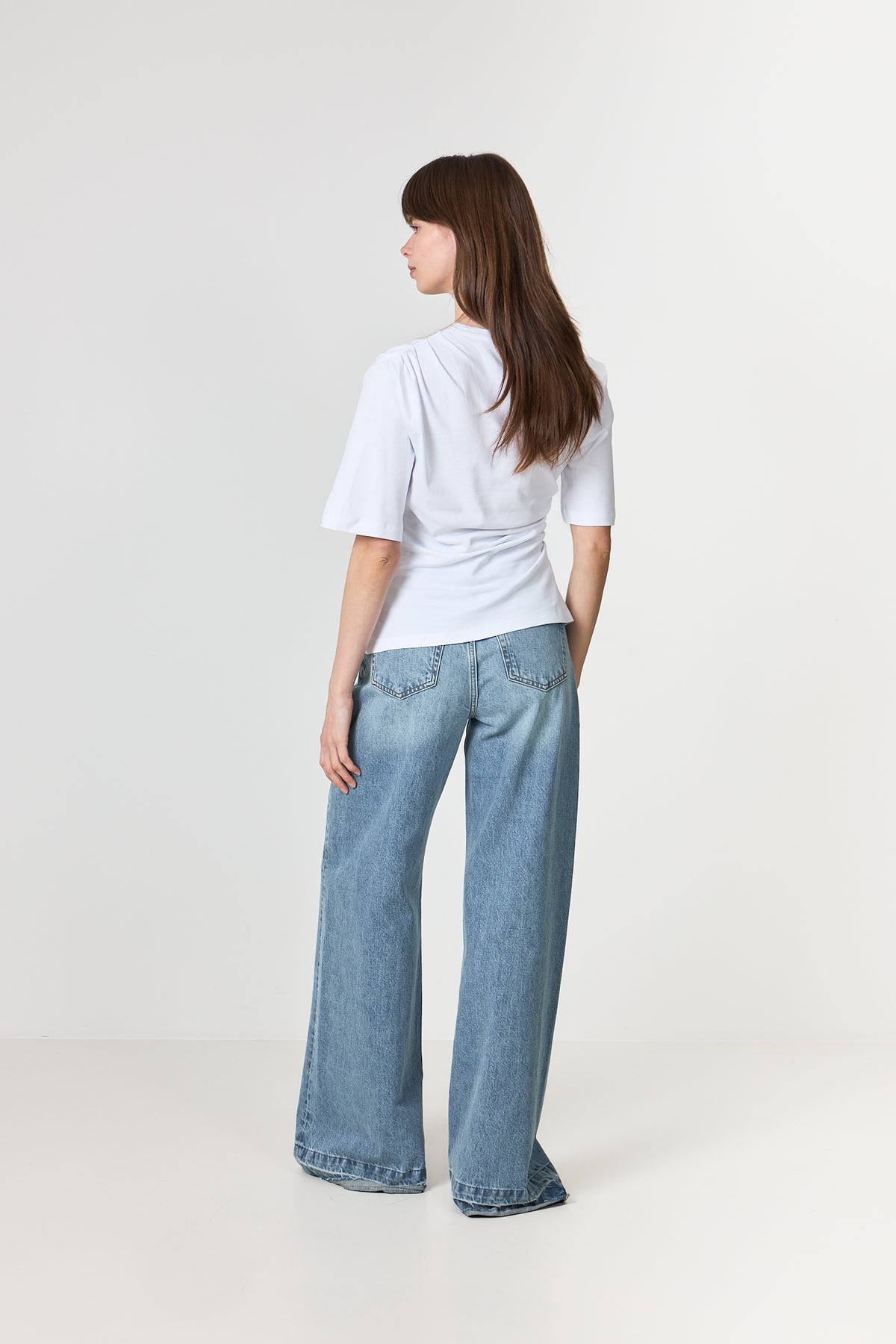 Woline Light Twist Tee - Bright White