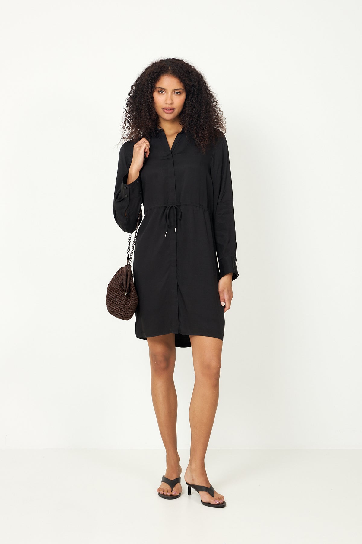 Jonna Reg Ls Short Dress - Black