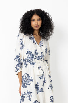 Alyapw Dr - Blue Shadow Flower Print