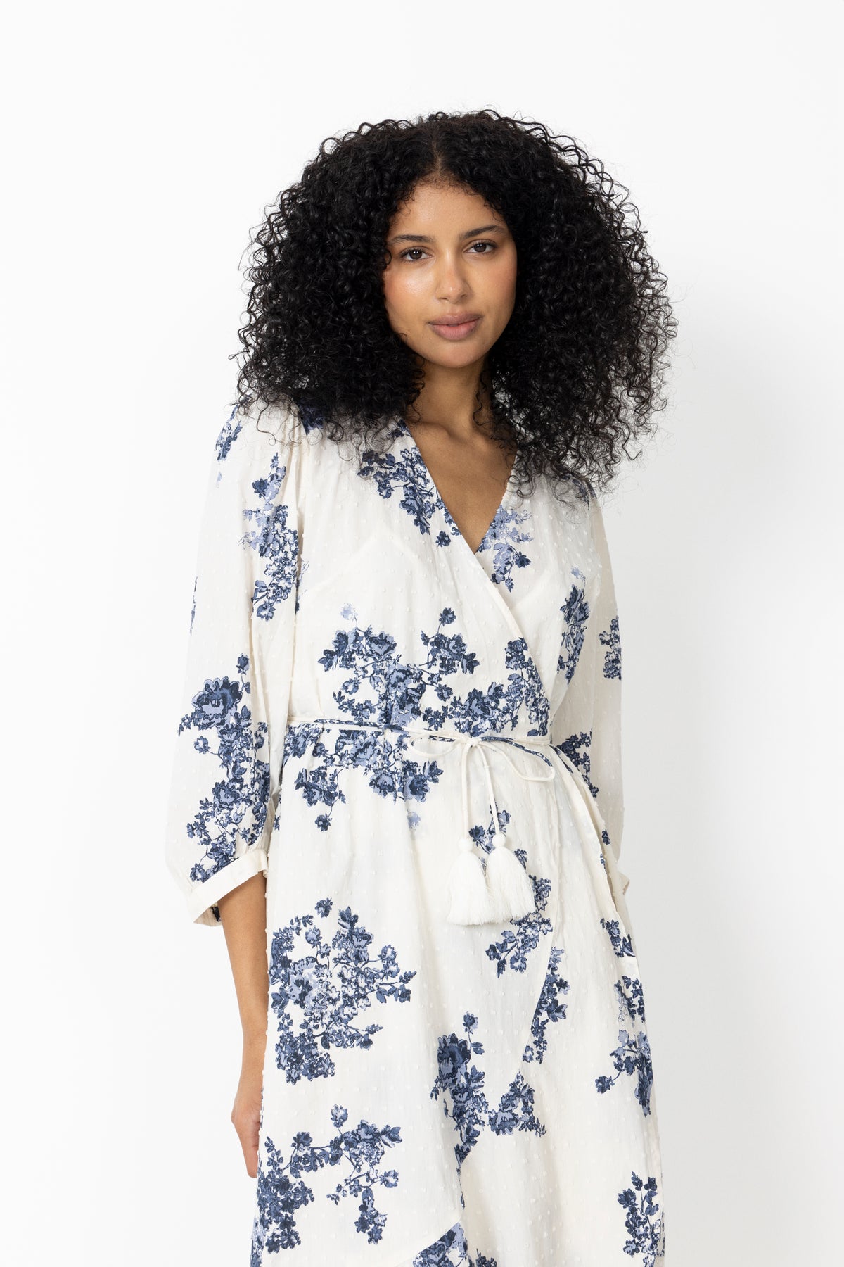 Alyapw Dr - Blue Shadow Flower Print
