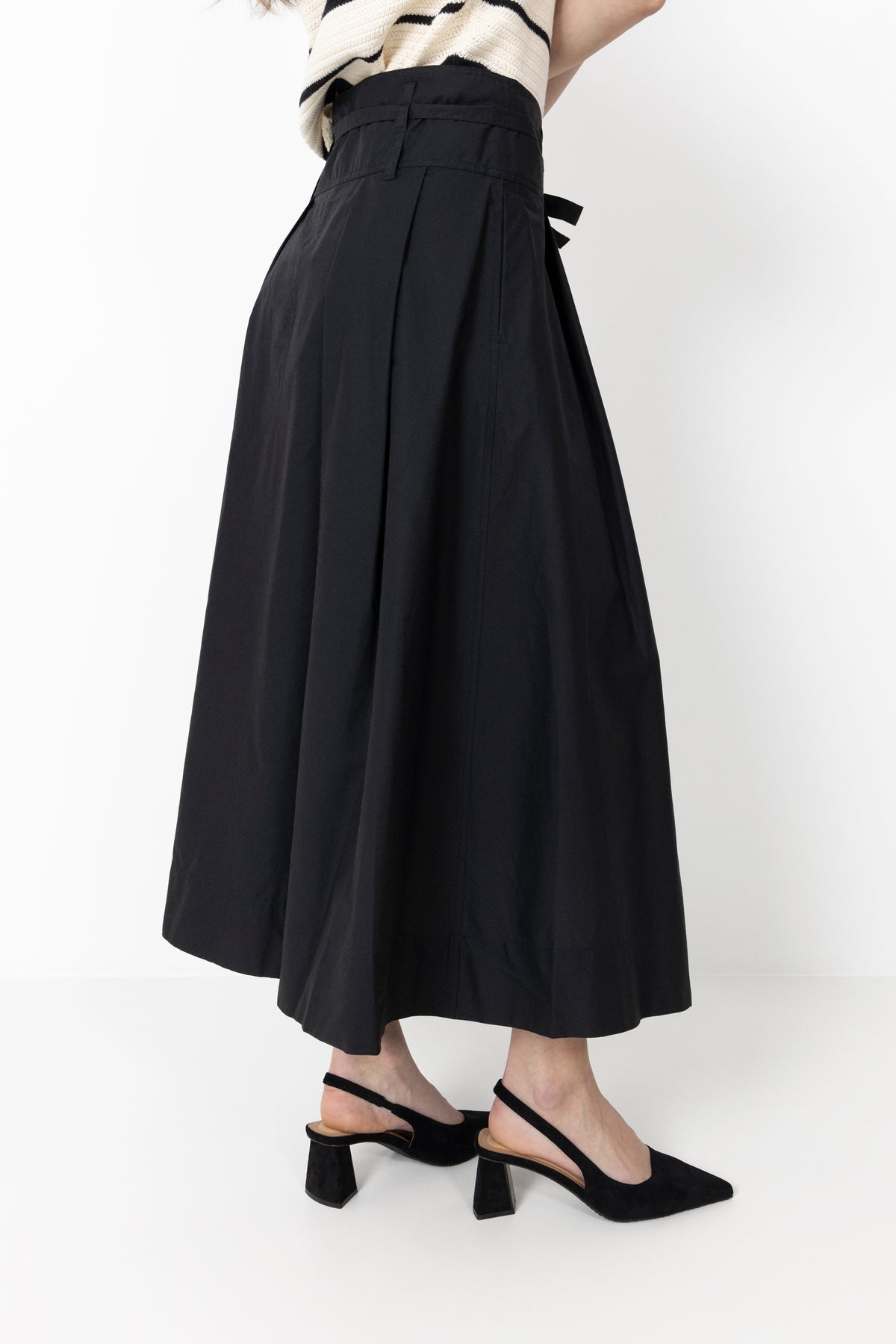 Biamaralyn Slingback Faux Suede - Black