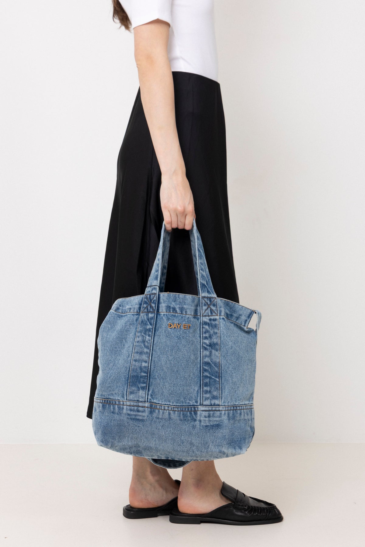 Day Washed Denim Cross Body - Medium Denim
