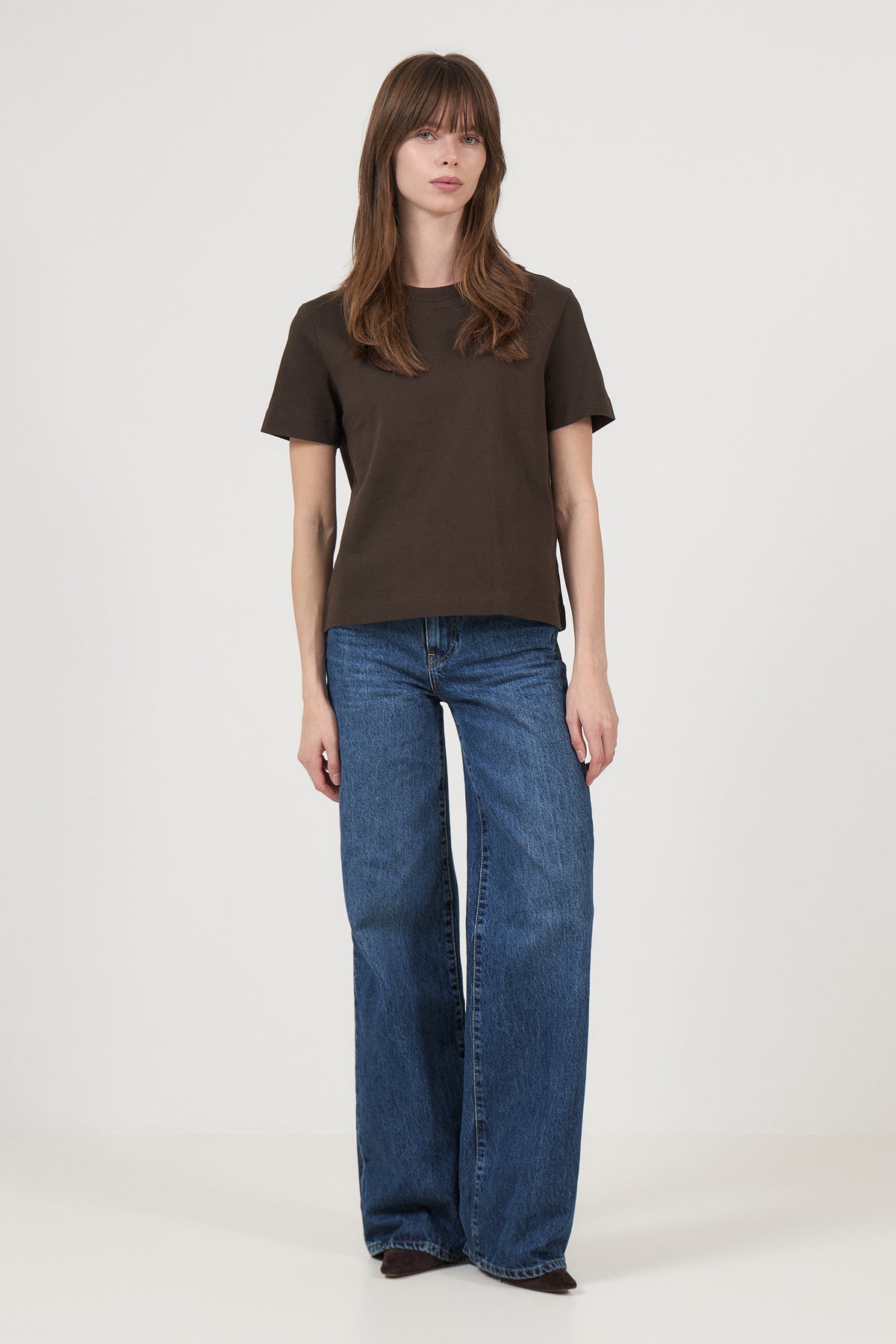 Essential Ss Boxy Tee - Delicioso