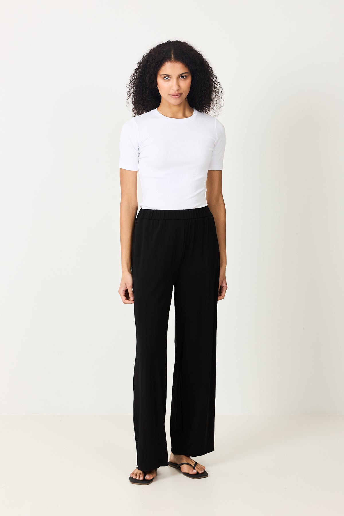 Fluid Crepe Trousers - Black
