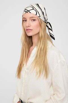 York Scarf - Ivory And Black Monogram