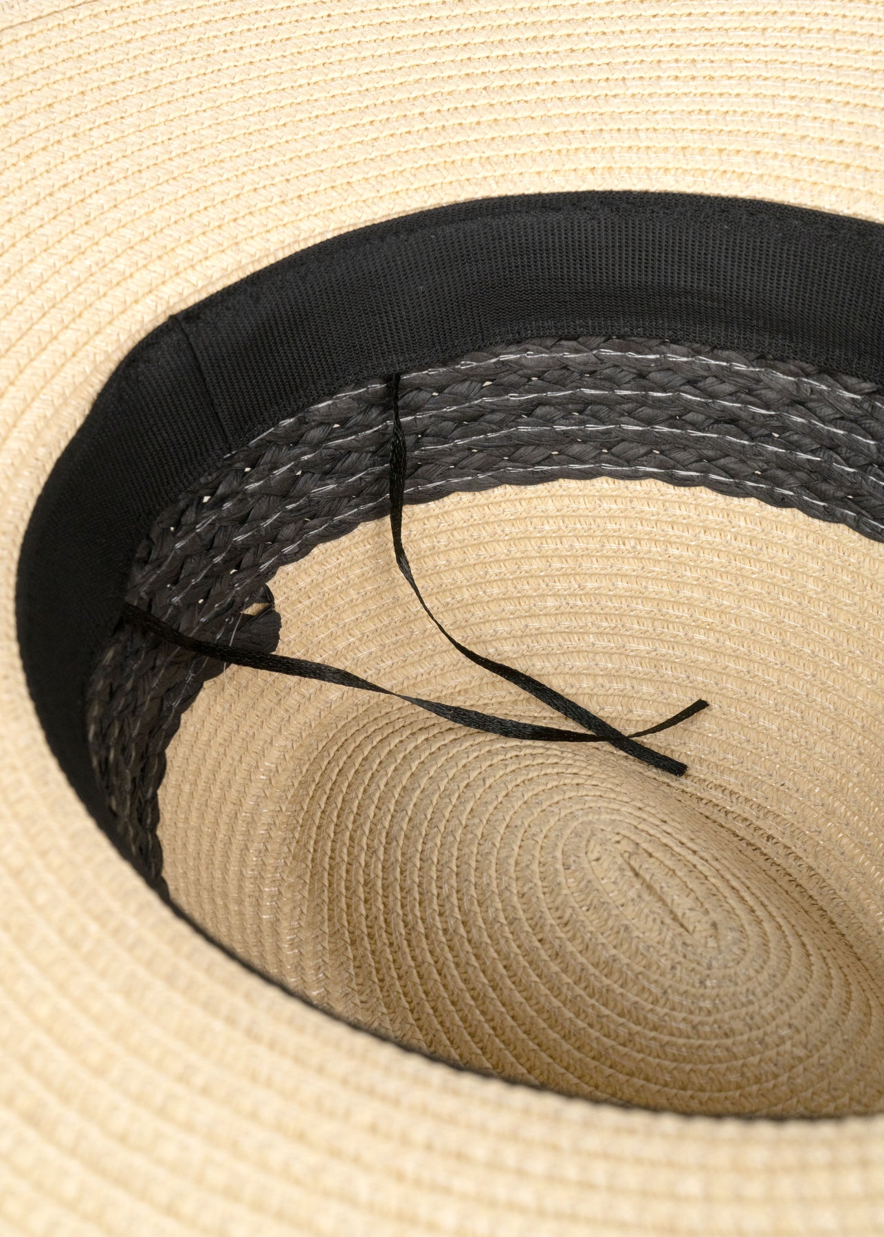 Allesandra Hat - Humus