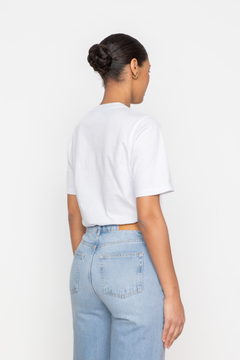 Ezra Tee - White