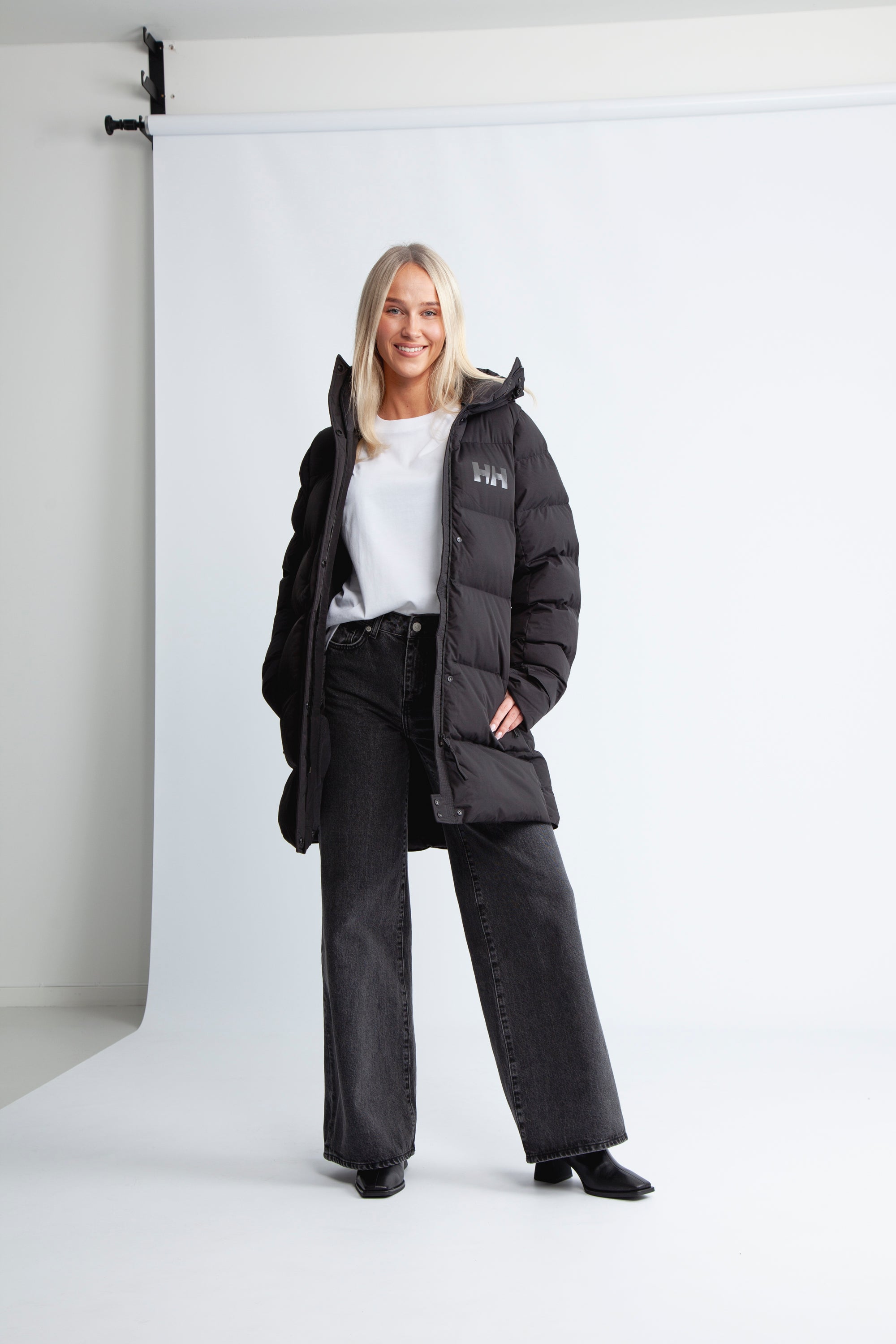 W Adore Puffy Parka - Black