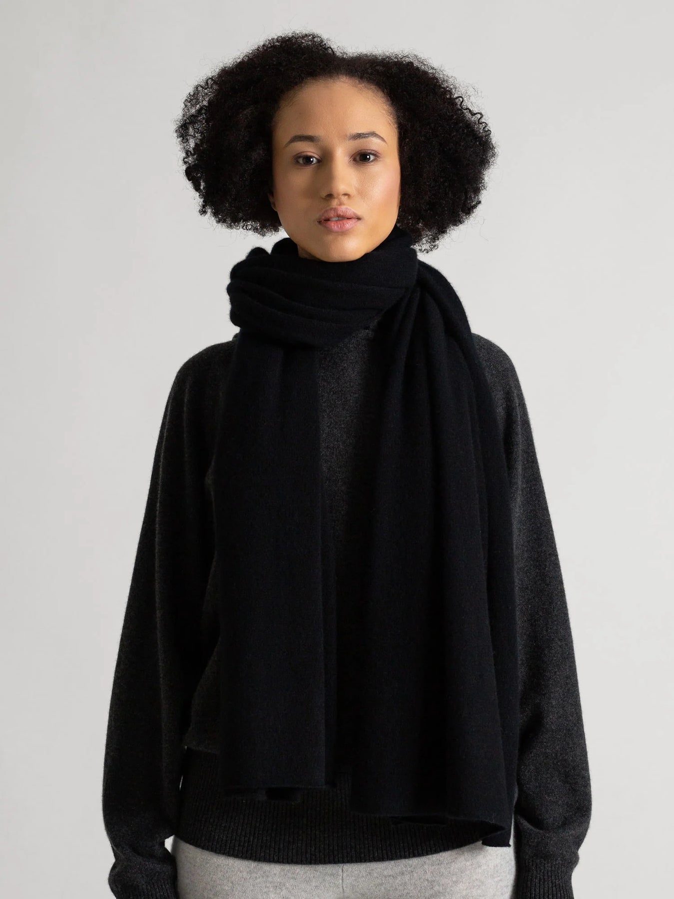 Cashmere Scarf "Signature" - Black
