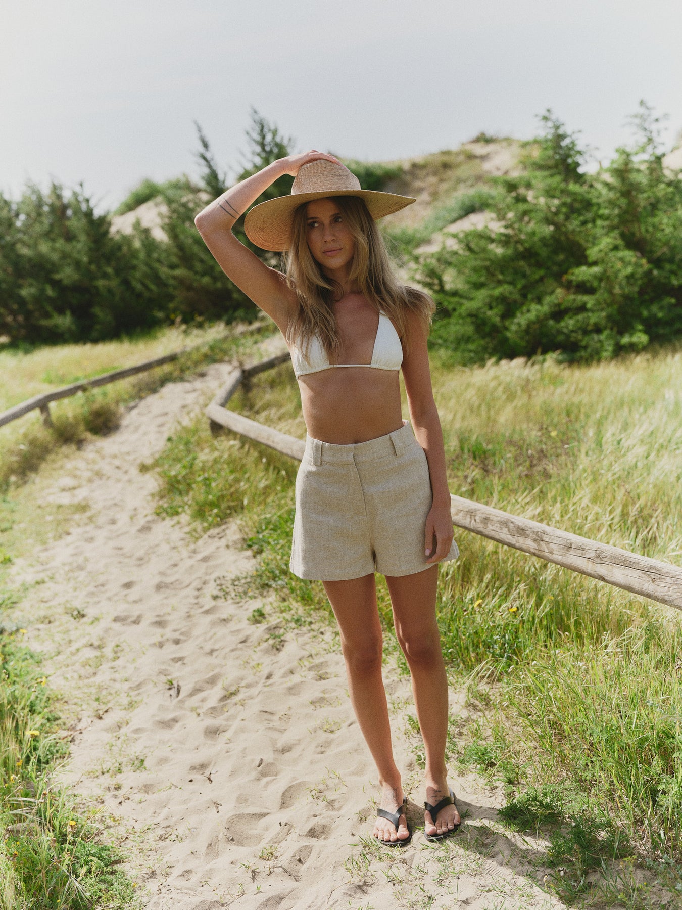 Zoe Linen Shorts - Natural