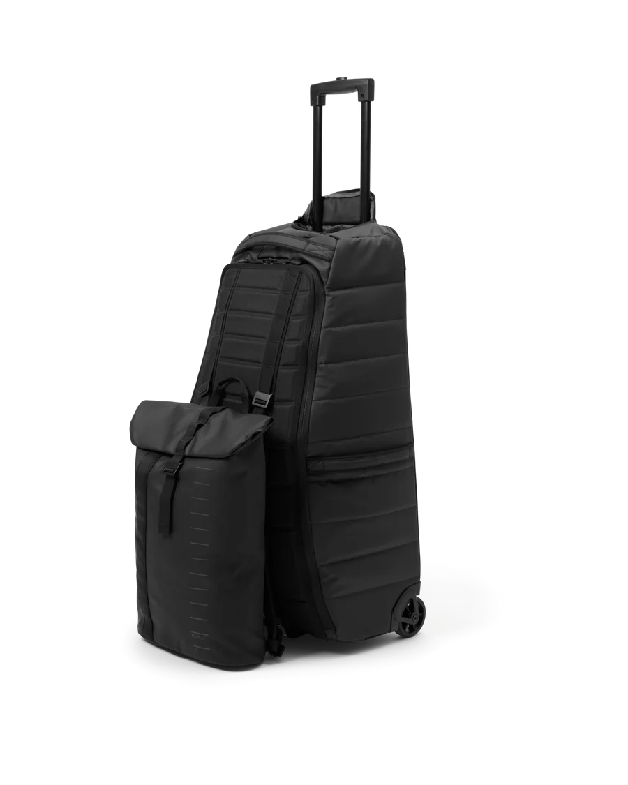 Essential Backpack 12L - Black Out