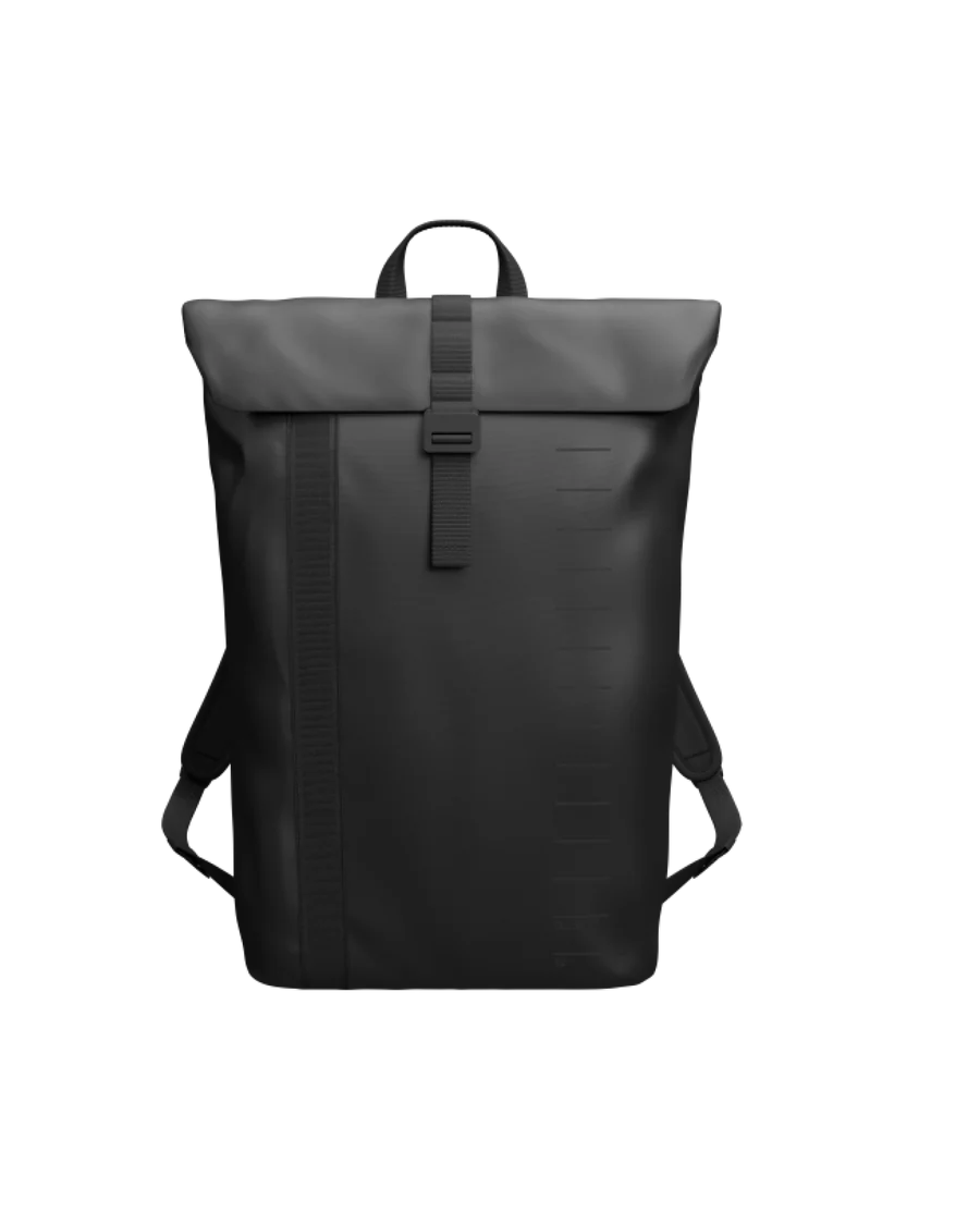 Essential Backpack 12L - Black Out