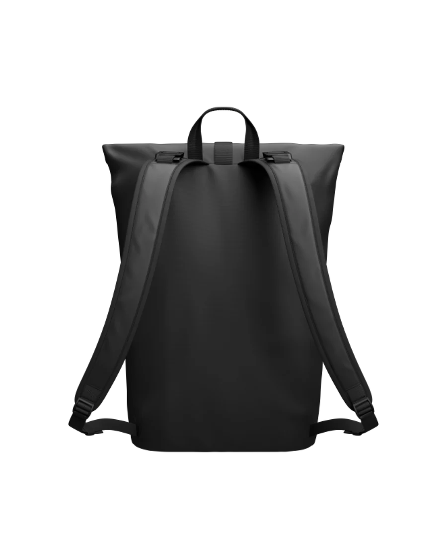 Essential Backpack 12L - Black Out