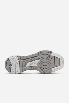 Onyx Sneaker - White / Pink