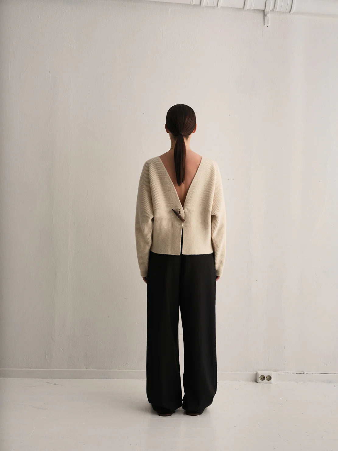 Horn Cardigan - Cream