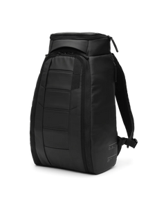 Hugger Backpack 20L - Black Out