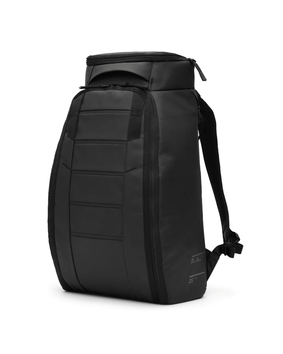 Hugger Backpack 25L - Black Out
