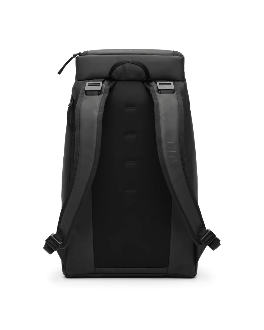Hugger Backpack 25L - Black Out