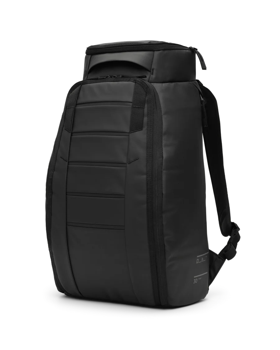 Hugger Backpack 30L - Black Out