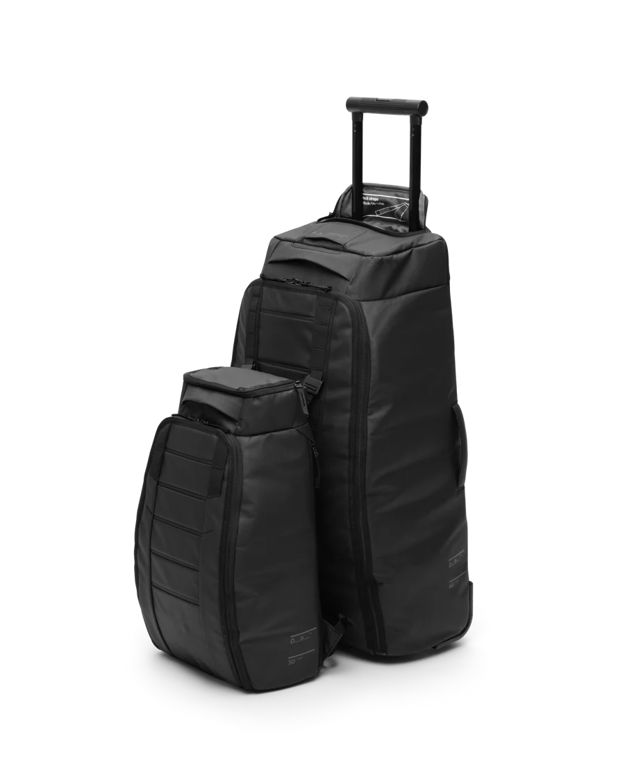 Hugger Backpack 30L - Black Out