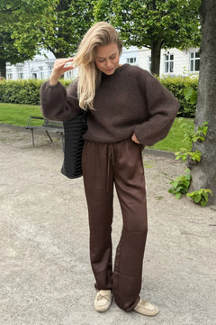 Fieic Pants - Dark Brown Satin