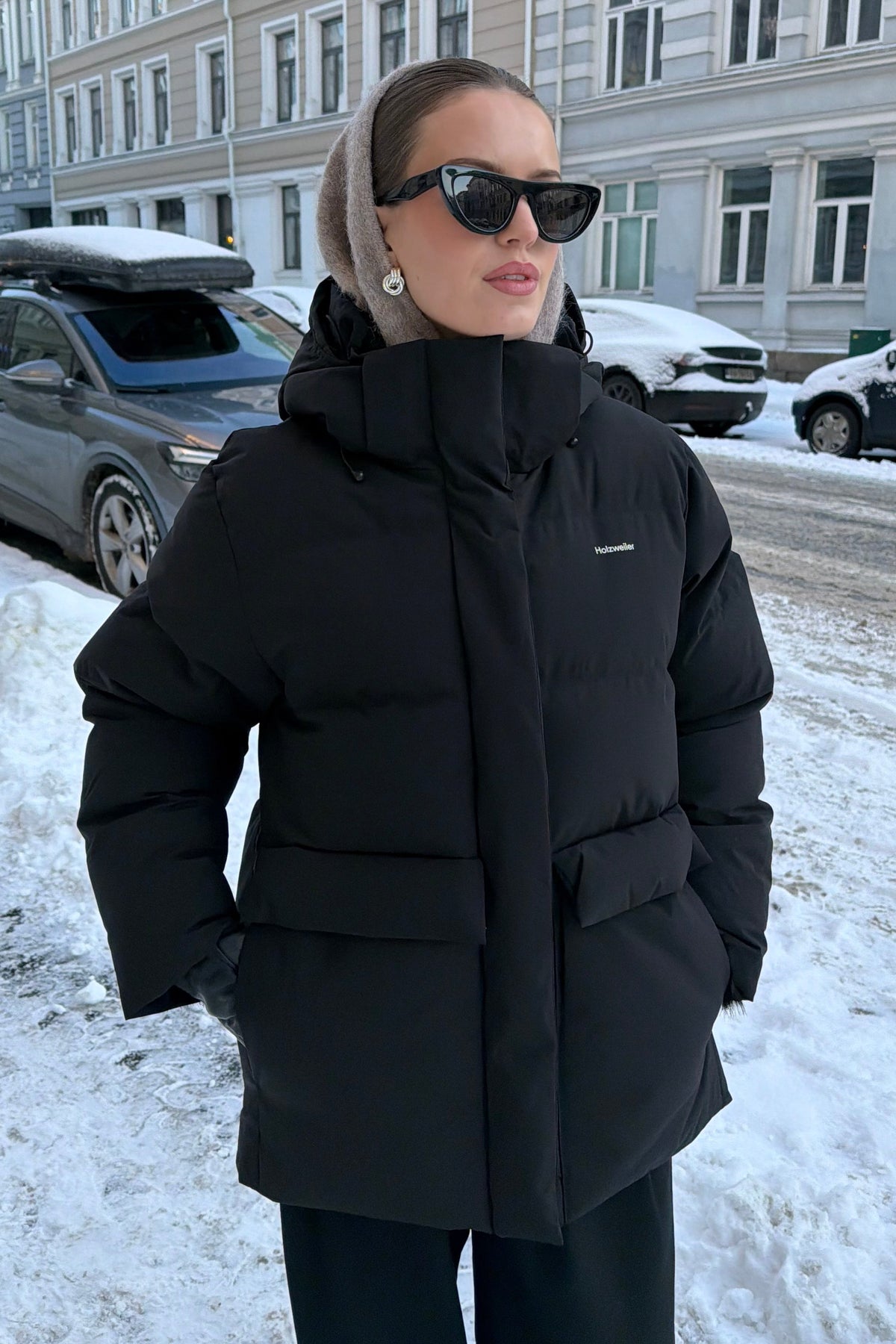 Besseggen Down Jacket - Black