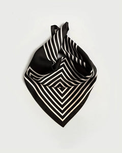 No. 16 - Black & Cream