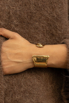 Swirly Square Bangle - Gold