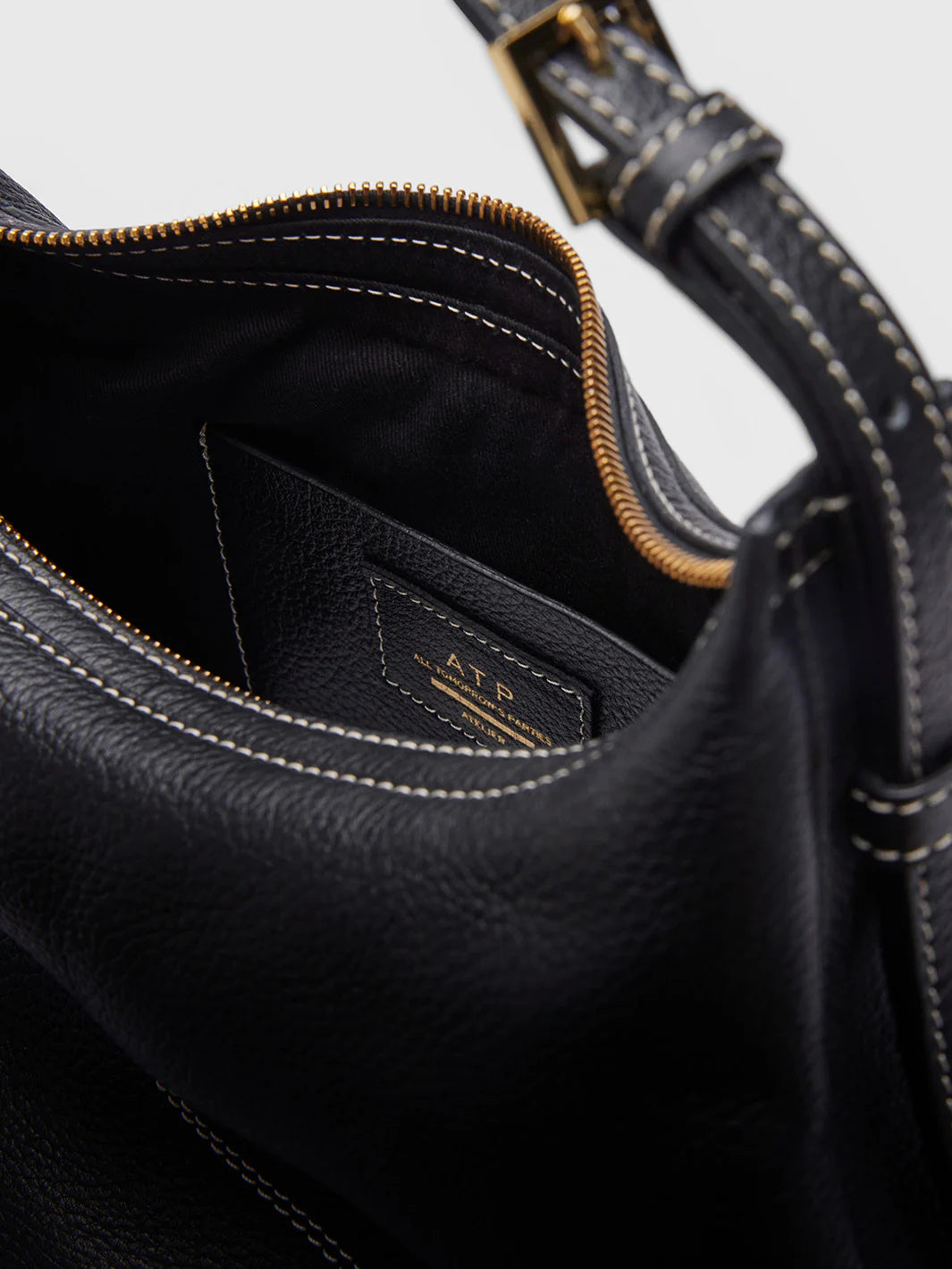Liveri Grained Calf - Black/Contrast Stitch