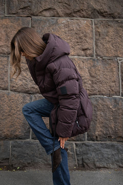 Pernille Down Puffer Jacket - Brown