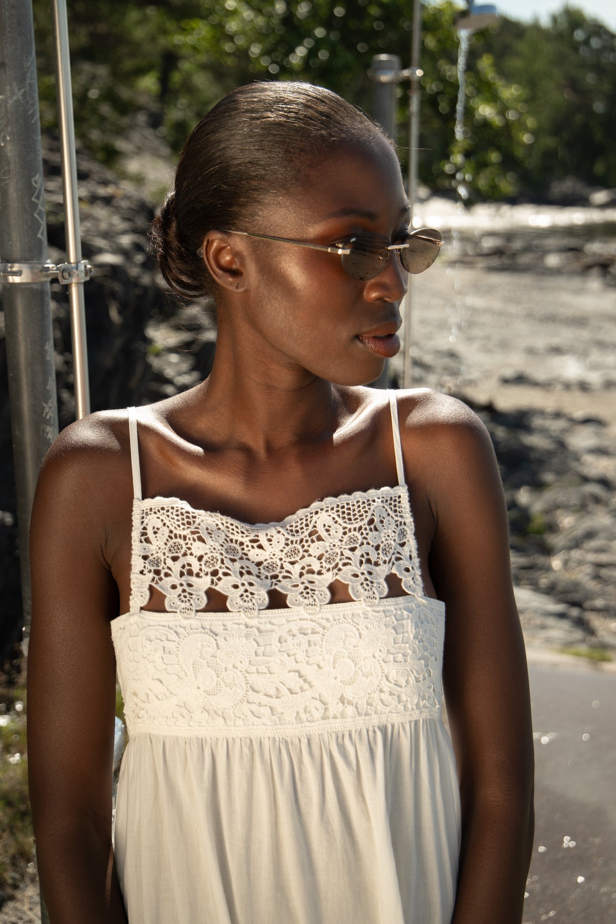 Allora - White