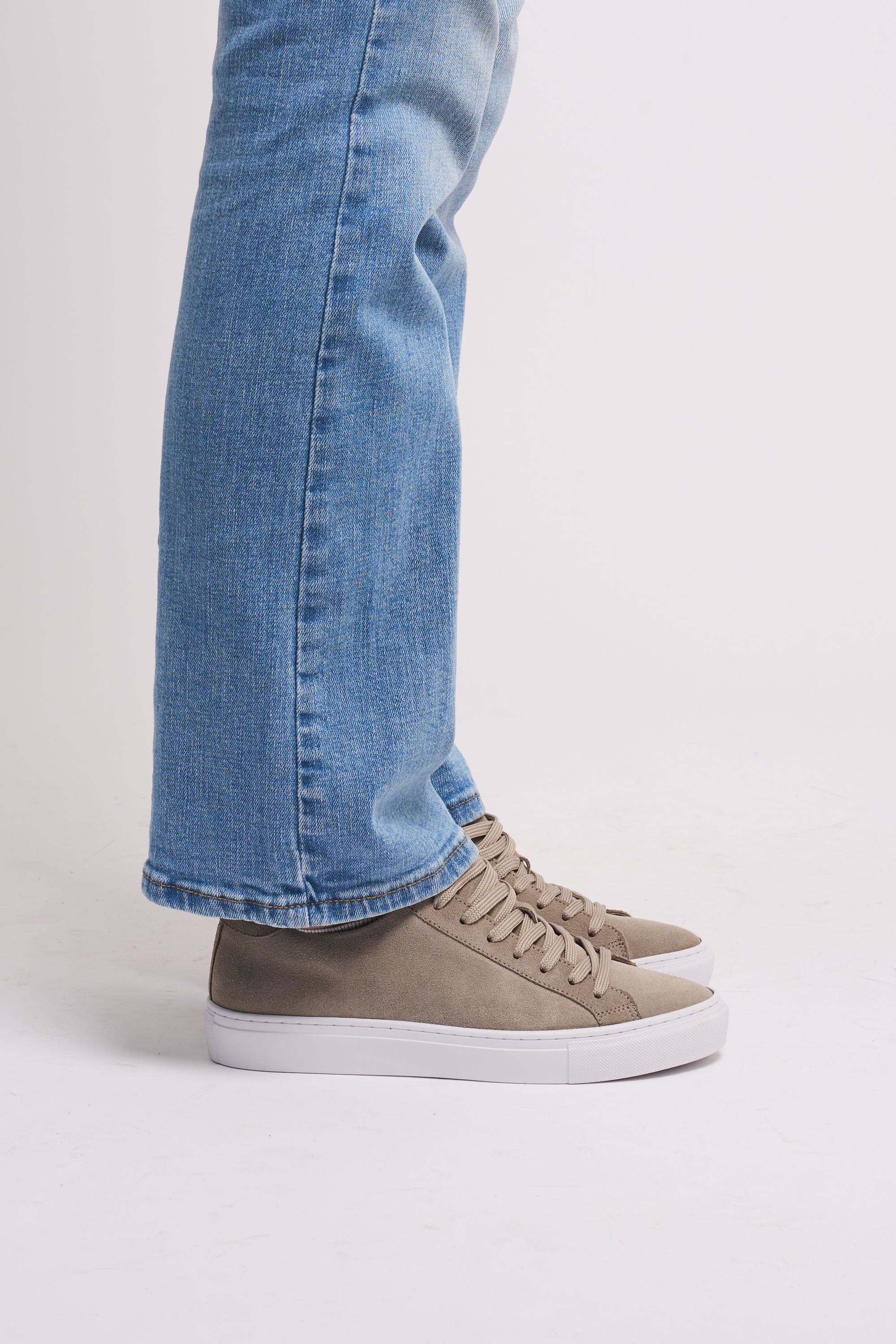 Type - Earth Suede