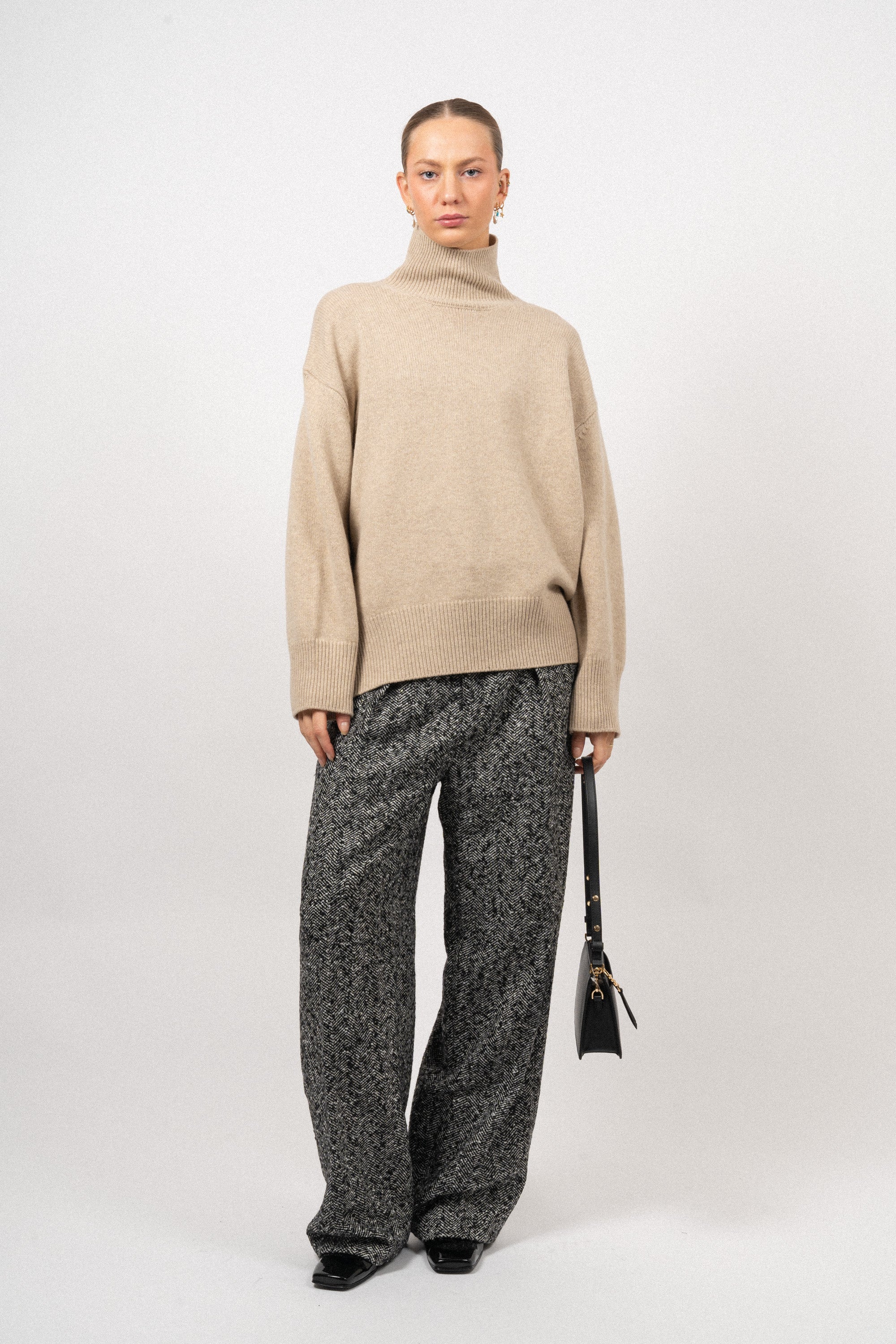 Julie Sweater - Linen