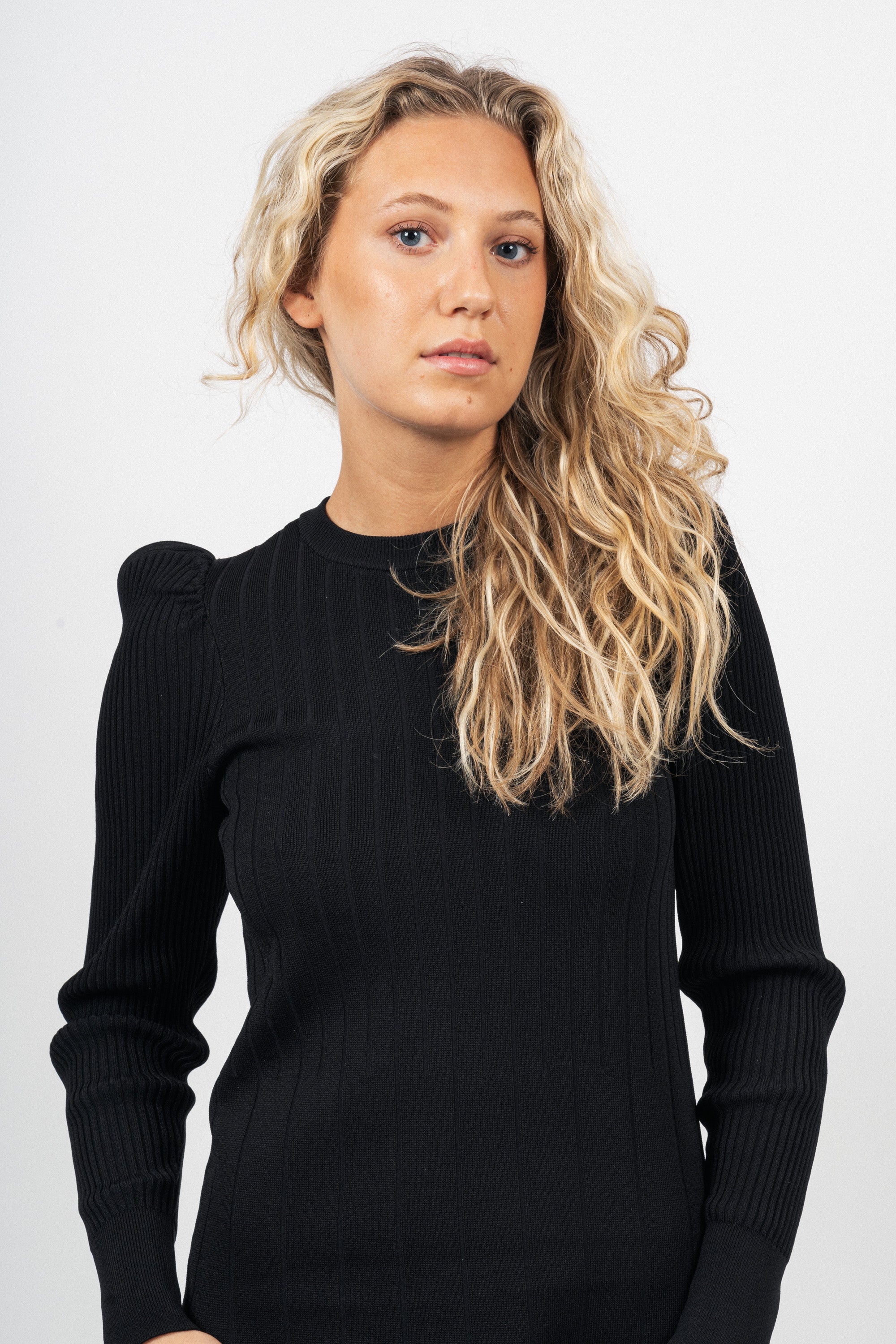 Yaselina Ls Knit Dress Black