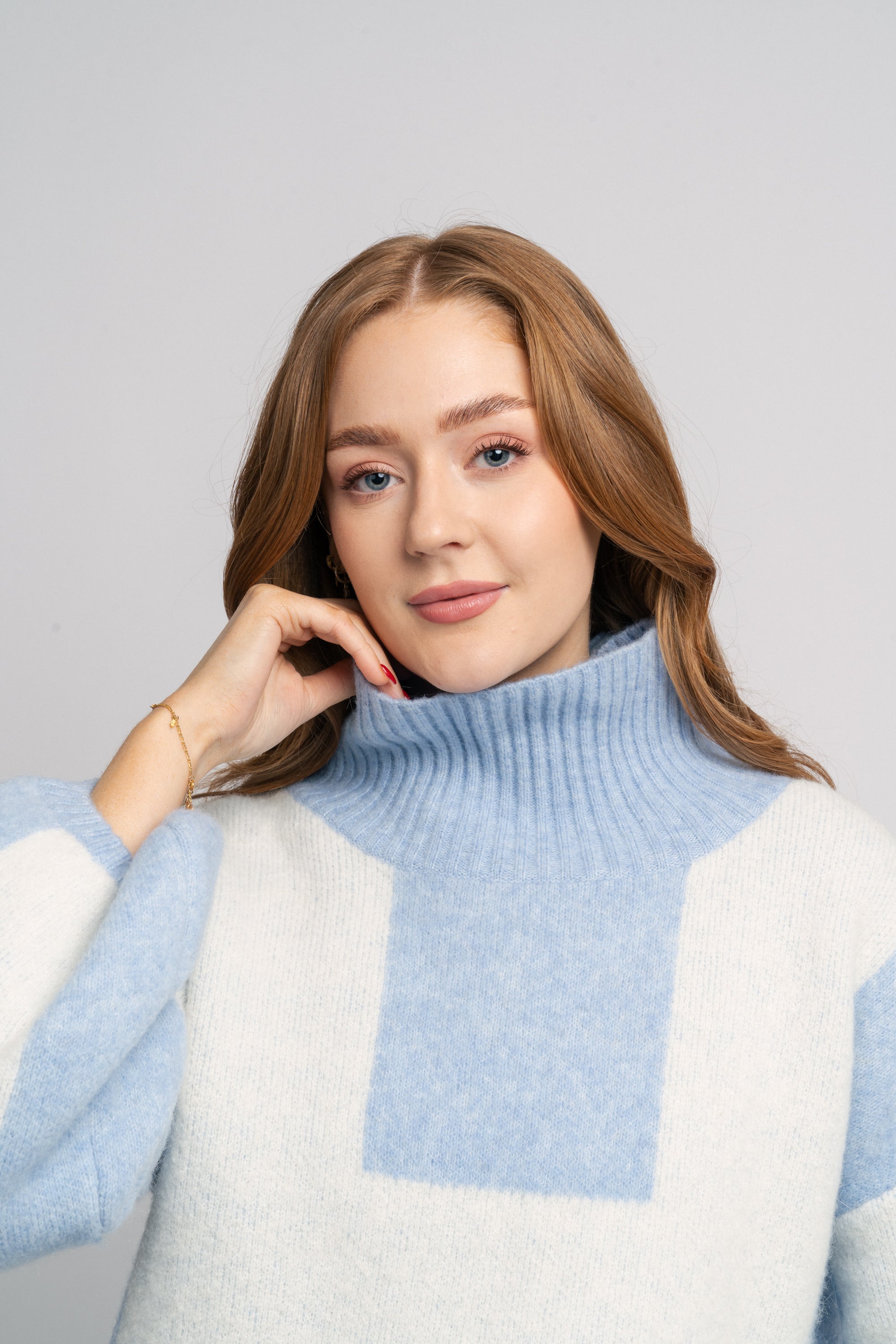 Isa Sweater - Light Blue