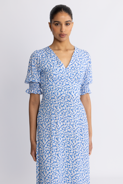 Koko Dress Long Open Back Short Sleeves - Blue White Flowers
