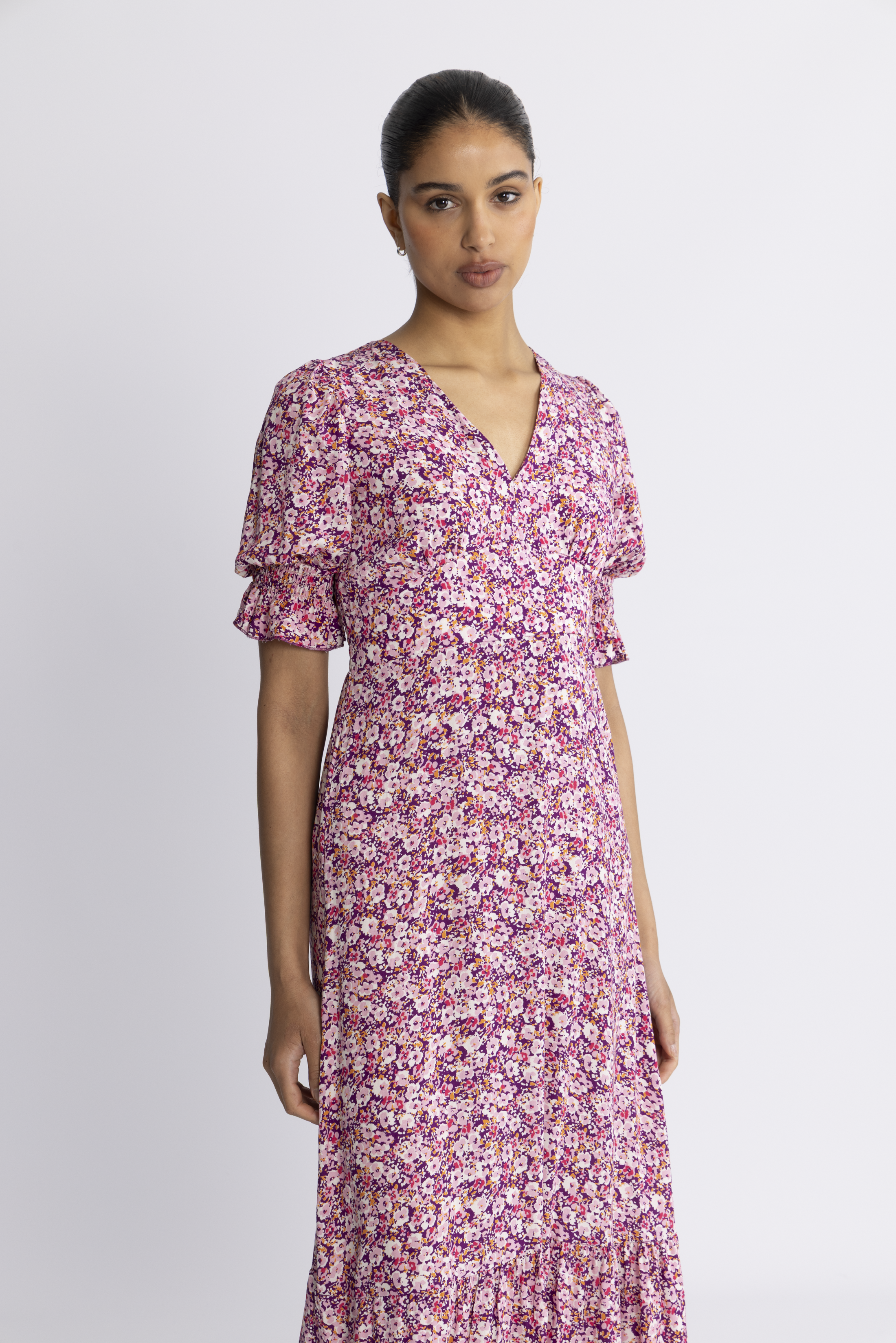 Koko Dress Long Open Back Short Sleeves - Lilac Bordeaux Big Flower